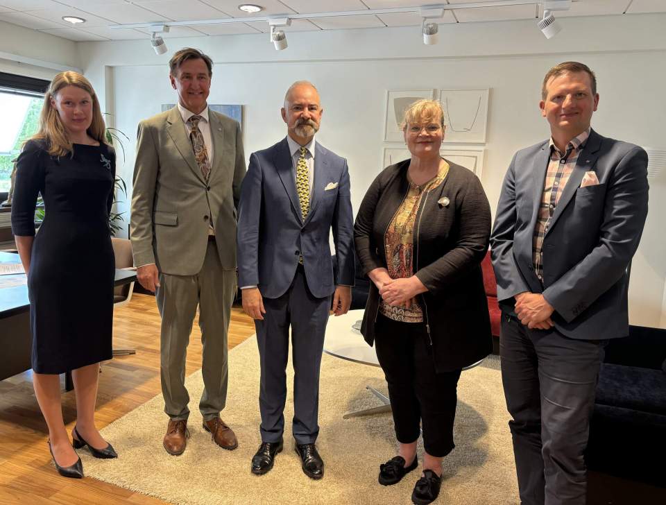 Julia Lindholm, Jörgen Pettersson, Fernando Fernandez-Arias Minuesa, Katrin Sjögren och John Eriksson Julia Lindholm, Jörgen Pettersson, Fernando Fernandez-Arias Minuesa, Katrin Sjögren och John Eriksson