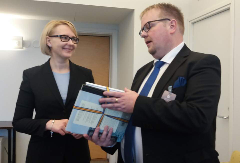 Finlands riksdags talman Maria Lohela och talman Johan Ehn