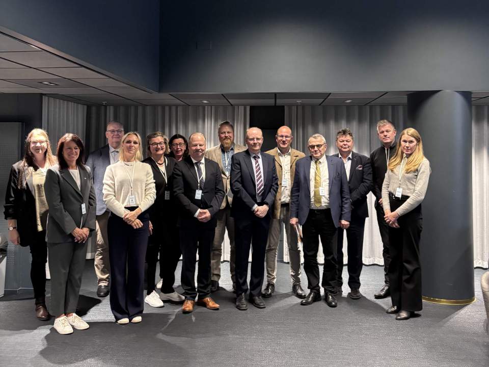 Lagtingets delegation till Europeiska centret för att motverka hybridhot (Hybrid CoE) Lagtingets delegation till Europeiska centret för att motverka hybridhot (Hybrid CoE)