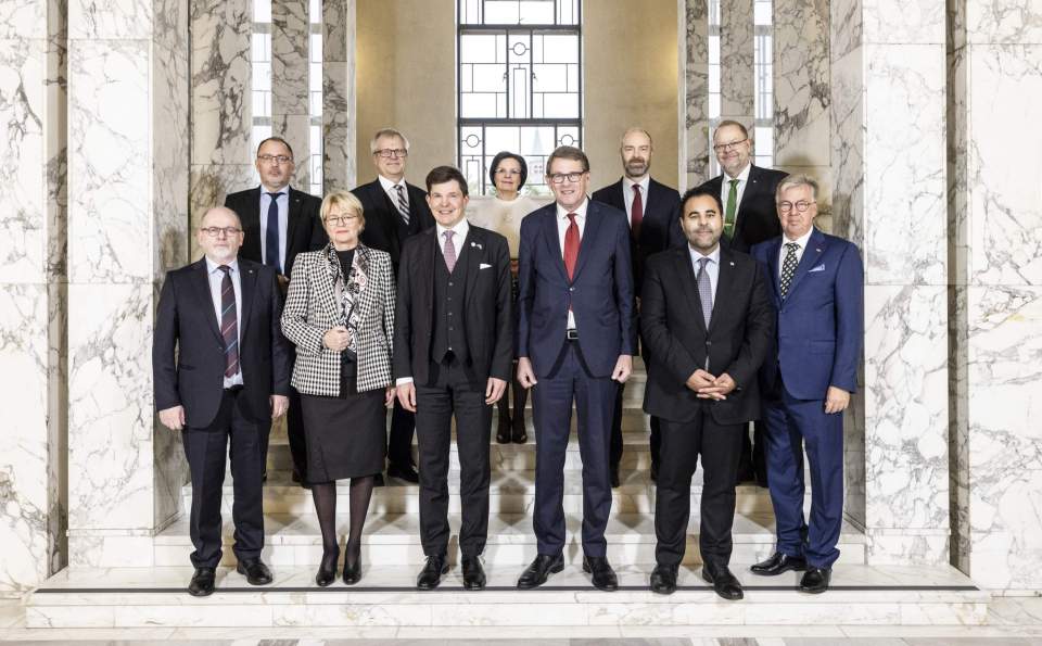 Nordiska talmän och generalsekreterare samt tjänstemän