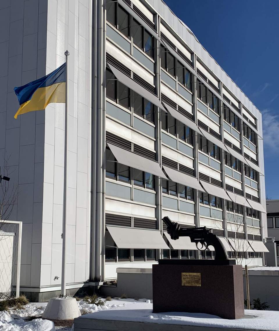 Ukrainas flagga hissad vid lagtinget
