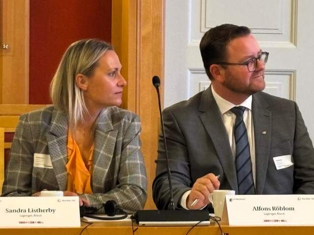 Sandra Listherby och Alfons Röblom deltog i Nordefco rundabortdsamtal i Oslo 